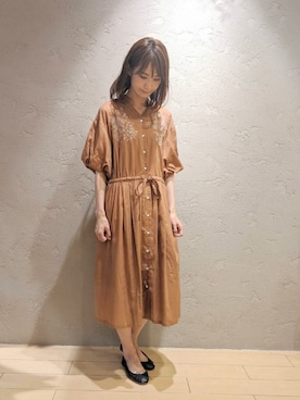 「ブラウンコーデ」｜「アイテム（シャツワンピース）」を使った、haupia(小倉井筒屋店)さん（レディース・160cm）の夏コーディネート