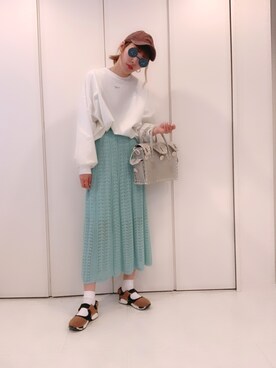 「CARVING TRIBES（カービングトライブス）のアイテム（バッグ、グレー系）」を使った、KO t...さん（レディース）の春コーディネート