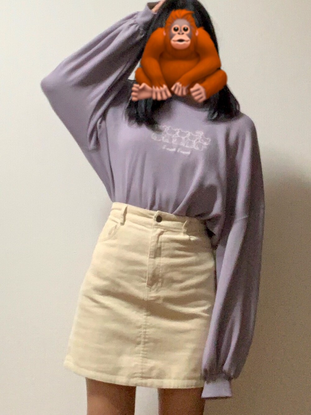 「パープル、アイボリー、台風、雨、ラフ」｜「SPINNSの【ドロップショルダー】ベアー刺繍スウェット / 裏毛仕様（スウェット、パープル系）」を使った、うるさん（レディース・158cm）の秋コーディネートの1枚目の写真