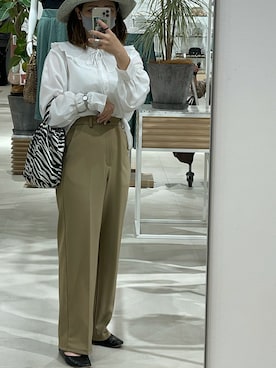 「GU（ジーユー）のアイテム（シャツ/ブラウス、ホワイト系）」を使った、gi-maさん（レディース・154cm）の春コーディネート
