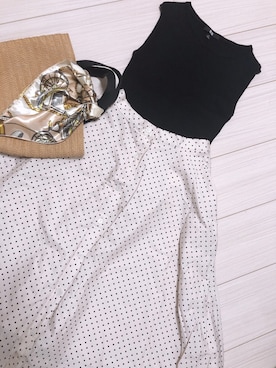 「UNIQLO（ユニクロ）のフロントボタンサーキュラースカート（丈標準76～80cm）（スカート、ホワイト系）」を使った、yuzuさん（レディース・161cm）の夏コーディネート