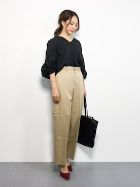 「AZUL ENCANTO（アズールエンカント）のアイテム（シャツ/ブラウス）」を使った、momokoさん（レディース・165cm）の秋コーディネート