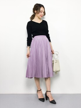 momokoさんの「ヴィンテージサテンプリーツスカート」を使ったコーディネート