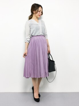 momokoさんの「ヴィンテージサテンプリーツスカート」を使ったコーディネート