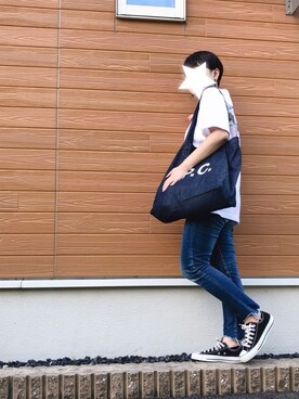 「Ungrid（アングリッド）のインディゴフレイドヘムストスリ（デニムパンツ）」を使った、aoiさん（レディース・158cm）の夏コーディネート