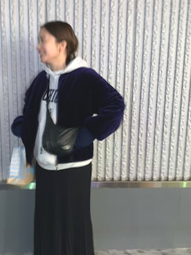 「アイテム（ブルゾン、パープル系）」を使った、nano・universe press天本さん（レディース・162cm）の冬コーディネート