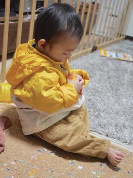 「アイテム（マウンテンパーカー、イエロー系）」を使った、keita𓃱さん（キッズ・70cm）の春コーディネート