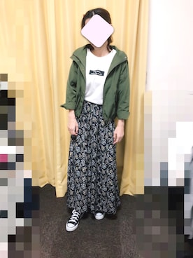「花柄 スカート」｜eruさん（レディース・163cm）の秋コーディネート