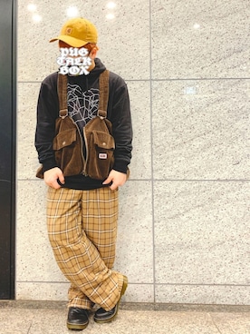 「裏切りマンキーコング」｜PUGtalkboxさん（メンズ・157cm）の春コーディネート