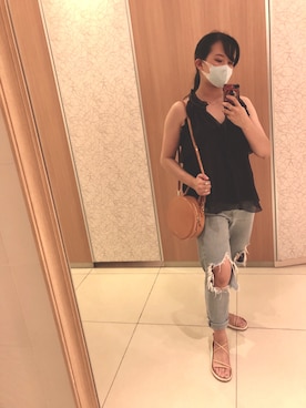 「rag & bone（ラグアンドボーン）のアイテム（パンツ）」を使った、Estelle Changさん（レディース・158cm）の春コーディネート