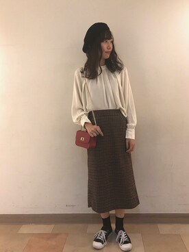 「earth music&ecology（アースミュージックアンドエコロジー）のとろみ2wayスタンドフリルブラウス（シャツ/ブラウス）」を使った、kannaさん（レディース・165cm）の秋コーディネート