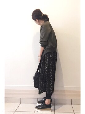 「ドレスシューズ」｜「アイテム（MA-1）」を使った、a.megumiさん（レディース・160cm）の春コーディネート