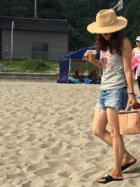 「passage mignon/flaneur（パサージュミニョンフラヌール）のアイテム（帽子）」を使った、a.megumiさん（レディース・160cm）の夏コーディネート