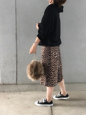 「GRL（グレイル）のアイテム（ピアス（両耳用））」を使った、a.megumiさん（レディース・160cm）の秋コーディネート