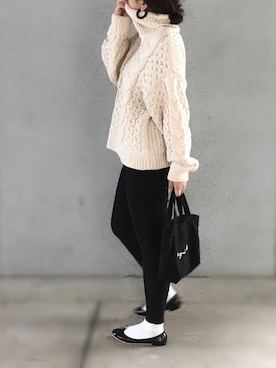 「GRL（グレイル）のアイテム（ピアス（両耳用））」を使った、a.megumiさん（レディース・160cm）の秋コーディネート