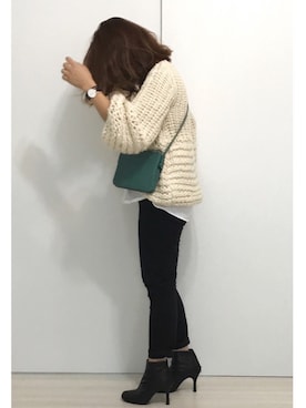 「袖ボリューム」｜「アイテム（腕時計）」を使った、a.megumiさん（レディース・160cm）の冬コーディネート