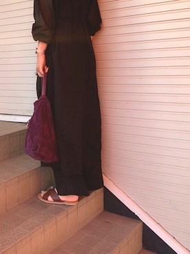「GRL（グレイル）のクロスベルトデザインフラットサンダル（サンダル）」を使った、a.megumiさん（レディース・160cm）の秋コーディネート
