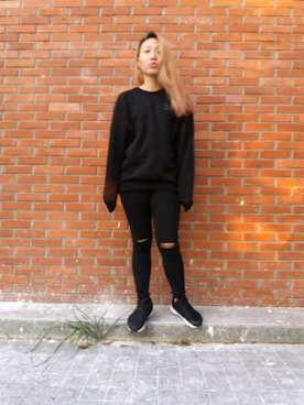 「アイテム（ジャージ）」を使った、Jiajungさん（レディース・163cm・10代）の冬コーディネート