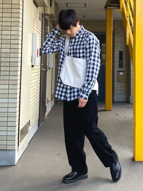 みやーきさんのショルダーバッグを使ったコーディネート Zozotown