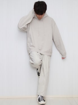 「ADRER（アドラー）の【ADRER】サイドジップレイヤードタンク（タンクトップ）」を使った、みやーきさん（メンズ・171cm）の春コーディネート