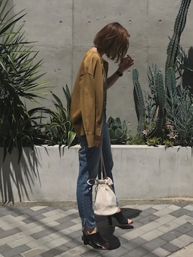 「STUNNING LURE（スタニングルアー）のアイテム（ジャケット/アウター）」を使った、SHIZUKAさん（レディース・160cm）の秋コーディネート