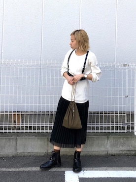 「アイテム（ハンドバッグ、グリーン系）」を使った、SHIZUKAさん（レディース・160cm）の春コーディネート