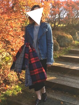 「グレーニット」｜「アイテム（ライダースジャケット）」を使った、TOMOさん（レディース・156cm）の秋コーディネート