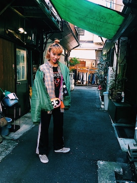 「Little sunny bite（リトルサニーバイト）のアイテム（ジャケット/アウター）」を使った、ヤマダナツコさん（レディース・167cm）の冬コーディネート