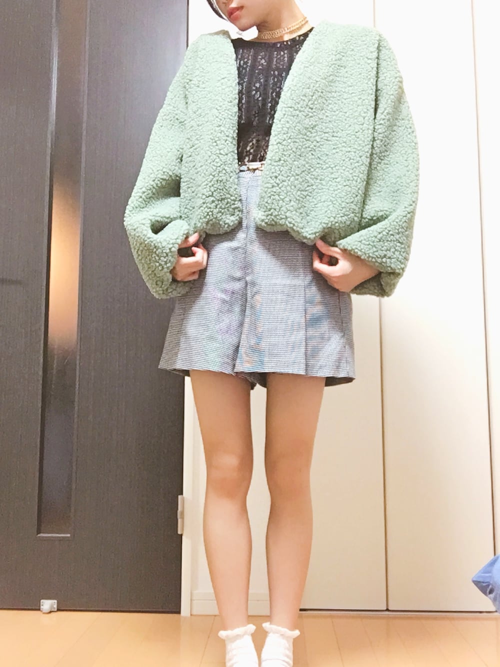 「GUのアイテム（パンツ、ブラック系）」を使った、アリさん（レディース・159cm）の秋コーディネートの1枚目の写真