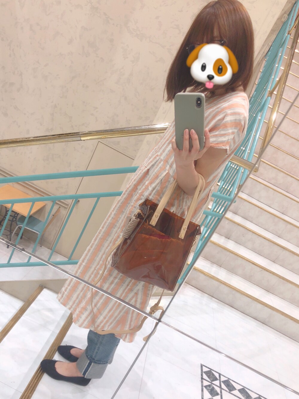 「AS KNOW AS plusのアイテム（バッグ、ブラウン系）」を使った、アリさん（レディース・159cm）の夏コーディネートの1枚目の写真