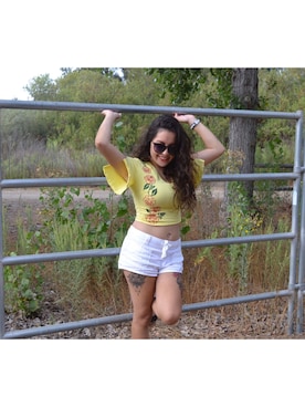 「ANNE KLEIN（アンクライン）のアイテム」を使った、Viviana Vasquezさん（レディース・147cm）の春コーディネート