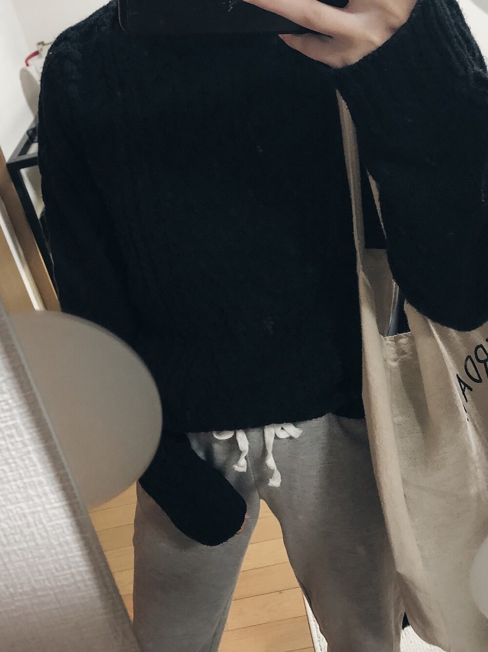 「シンプル、ラフコーデ、LOWRYS FARM、ネイビー×グレー、ootd、いいね、save、フォローお願いします🤑」｜「LOWRYS FARMの5ゲージケーブルプルオーバーロングスリーブ　568241（ニット/セーター、ブルー系）」を使った、natsukaさん（レディース・151cm）の冬コーディネートの1枚目の写真