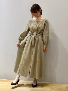 「earth music&ecology（アースミュージックアンドエコロジー）のアイテム（パンプス）」を使った、まゆまろさん（レディース・154cm）の秋コーディネート
