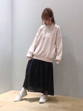 「earth music&ecology（アースミュージックアンドエコロジー）のアイテム（スウェット）」を使った、まゆまろさん（レディース・154cm）の冬コーディネート