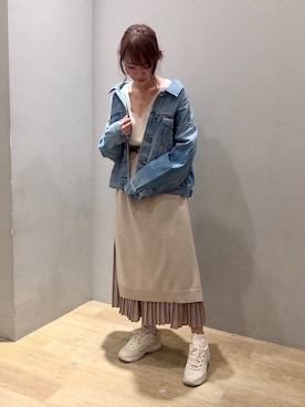 「FILA（フィラ）のアイテム（シューズ）」を使った、まゆまろさん（レディース・154cm）の春コーディネート