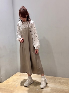 「FILA（フィラ）のアイテム（シューズ）」を使った、まゆまろさん（レディース・154cm）の春コーディネート
