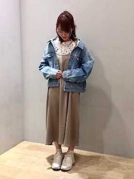「FILA（フィラ）のアイテム（シューズ）」を使った、まゆまろさん（レディース・154cm）の春コーディネート