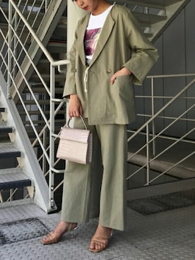 「RAY CASSIN（レイカズン）のアイテム（テーラードジャケット）」を使った、Raycassin_officialさん（レディース・161cm）の夏コーディネート