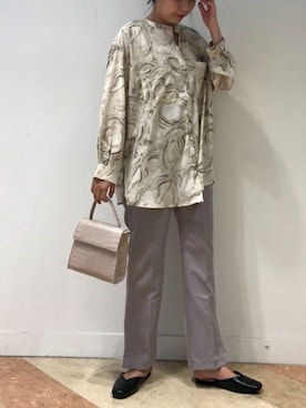 「レイカズン(Ray Cassin)」｜「アイテム（スリッポン）」を使った、Raycassin_officialさん（レディース・161cm）の夏コーディネート