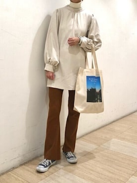 「タートルネック」｜「アイテム（シャツ/ブラウス）」を使った、Raycassin_officialさん（レディース・170cm）の冬コーディネート
