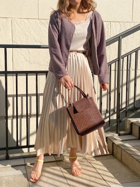 「RAY CASSIN（レイカズン）のアイテム（ハンドバッグ）」を使った、Raycassin_officialさん（レディース・155cm）の春コーディネート