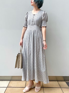 「RAY CASSIN（レイカズン）のアイテム（ハンドバッグ）」を使った、Raycassin_officialさん（レディース・155cm）の春コーディネート