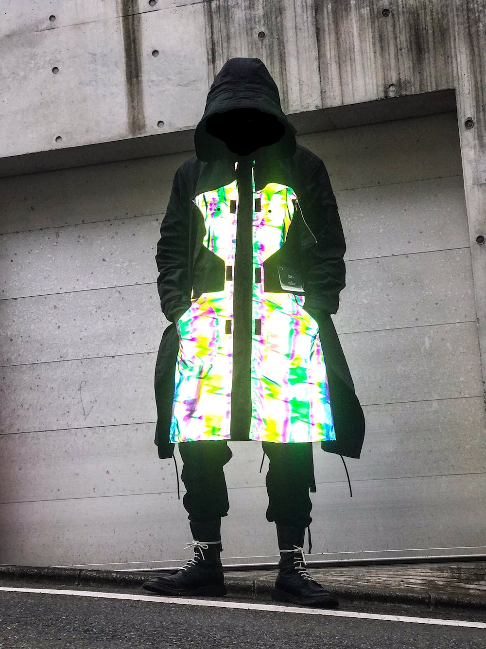 「stoneisland、STONE ISLAND SHADOW PROJECT、sisp、Maharishi、Dior HOMME」｜「STONE ISLAND SHADOW PROJECTのアイテム（その他アウター、ブラック系）」を使った、yossyさん（メンズ・176cm）の冬コーディネートの1枚目の写真