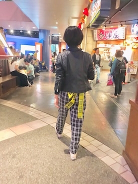 「ユニバ」｜「アイテム（ライダースジャケット）」を使った、Äkariさん（レディース・162cm）の秋コーディネート