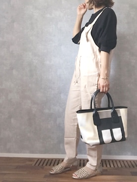 「アイテム（つなぎ/オールインワン、ベージュ系）」を使った、m♡ao*さん（レディース・152cm）の春コーディネート