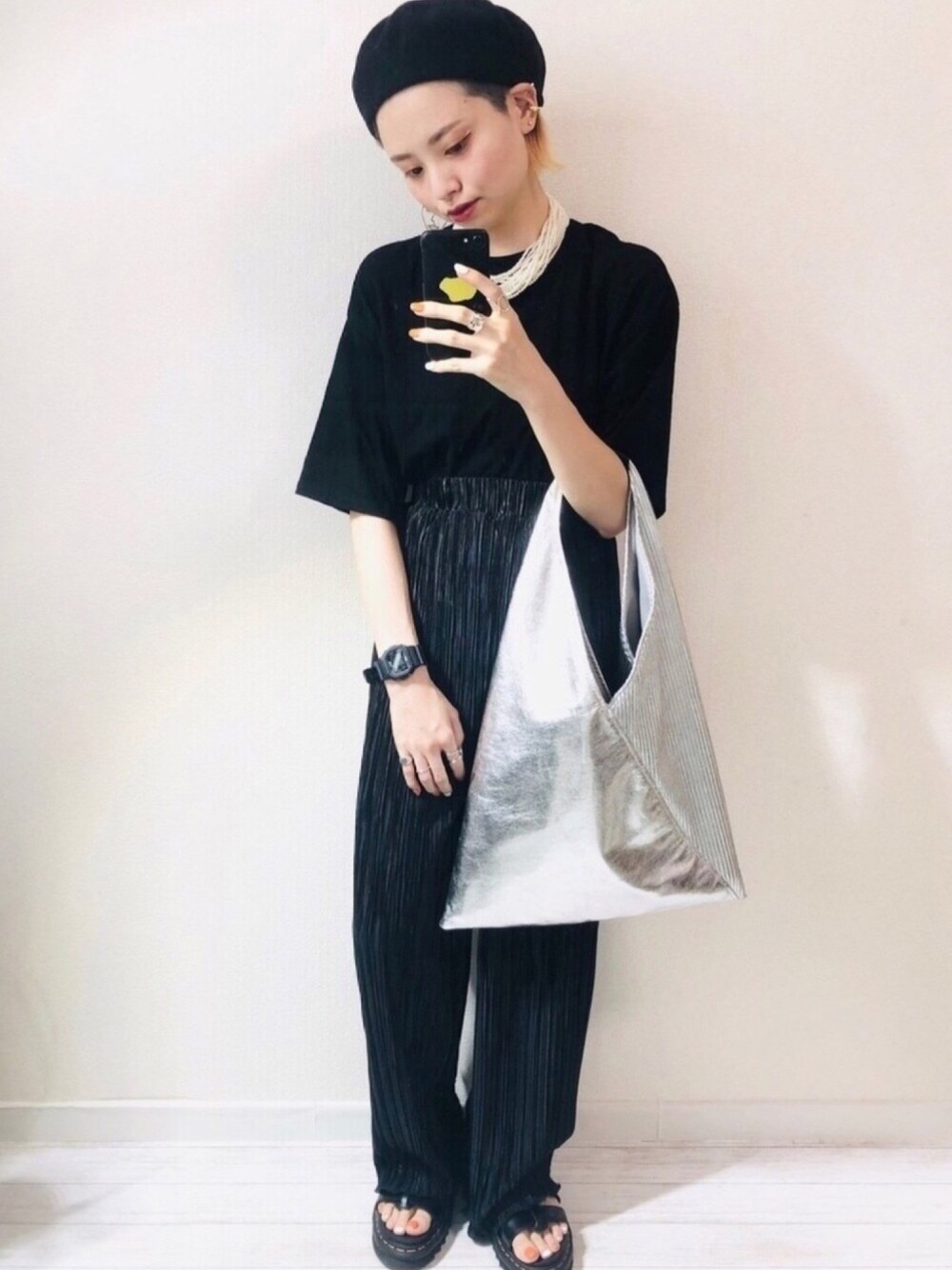 「休日スタイル、きれいめカジュアル、プチプラ、古着MIX、低身長、ベレー帽、GU、Dr.Martens」｜「Dr. Martensの●Dr.Martens /ドクターマーチン　TERRY BRANDO/テリーブランドレザーサンダル（ストラップサンダル）（サンダル、ブラック系）」を使った、moratoriamu.さん（レディース・155cm）の夏コーディネートの1枚目の写真