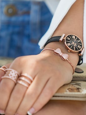 「Folli Follie（フォリフォリ）のアイテム（アナログ腕時計）」を使った、Rikako Tanakaさん（レディース・162cm）の夏コーディネート