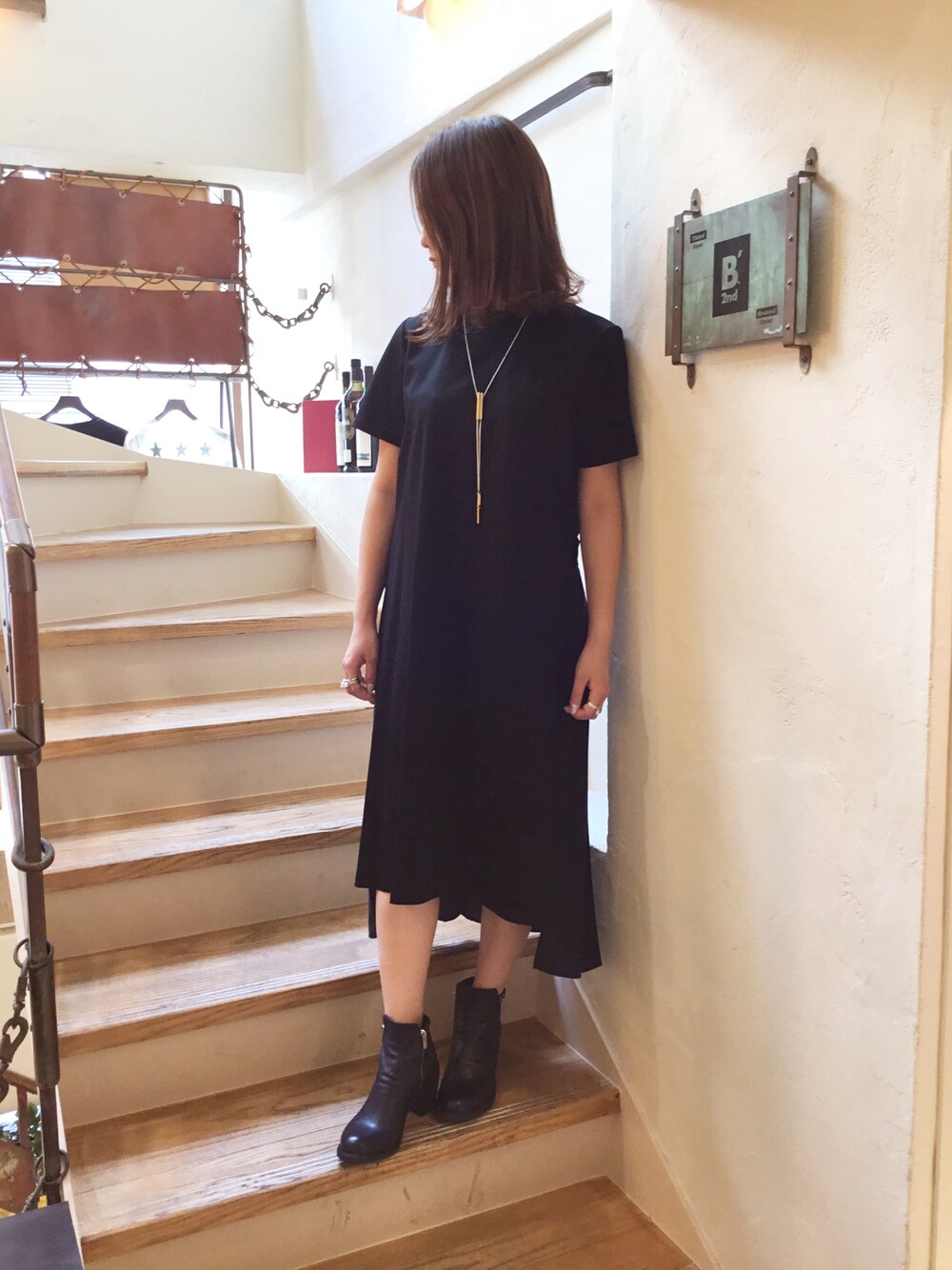 「大人カジュアル、シンプルコーデ、黒、ワンピース、ビーセカンド、B2nd、新作、プリーツスカート」｜「ANNE-MARIE CHAGNONのアイテム（ネックレス、ゴールド系）」を使った、Yukinob2ndさん（レディース・156cm）の夏コーディネートの1枚目の写真