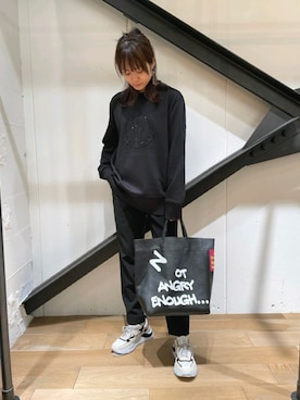 「MONCLER（モンクレール）のアイテム」を使った、Yukinob2ndさん（レディース・156cm）の秋コーディネート
