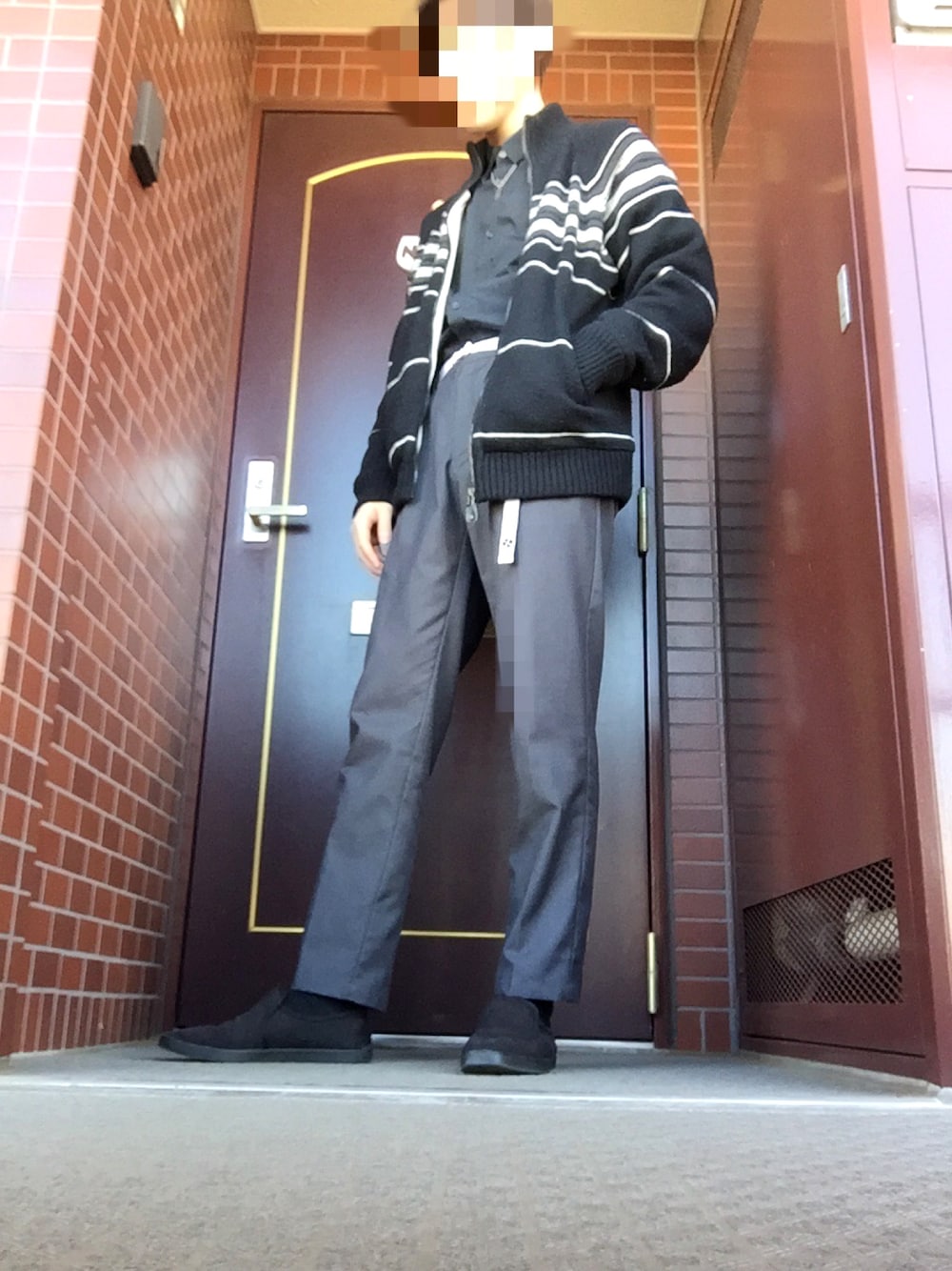 「ootd、モノトーン、black、ブラック」｜「no brandのアイテム（ジャケット/アウター、ブラック系）」を使った、K.さん（メンズ・174cm）の冬コーディネートの1枚目の写真